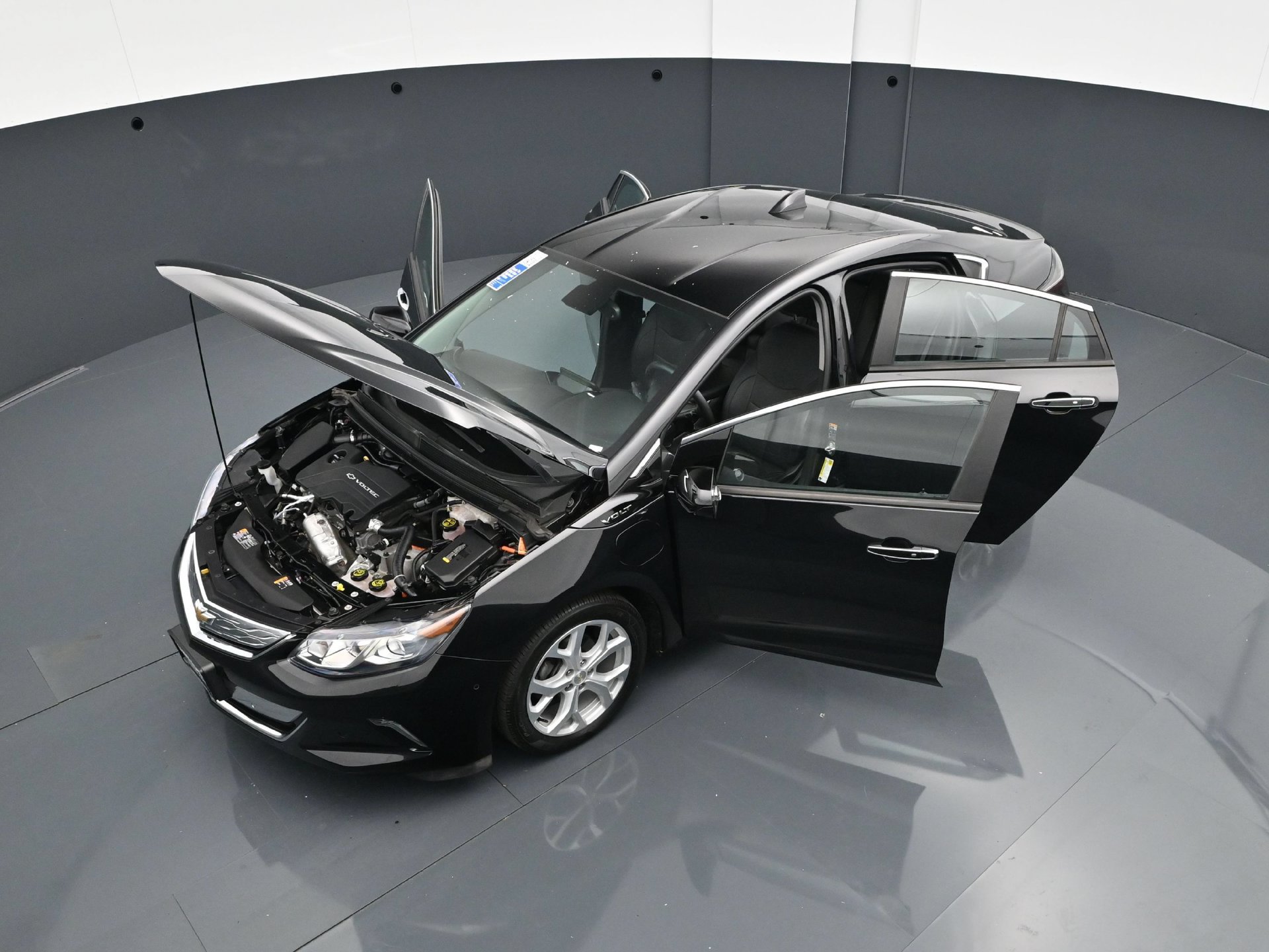 Used 2017 Chevrolet Volt Premier FWD image 37