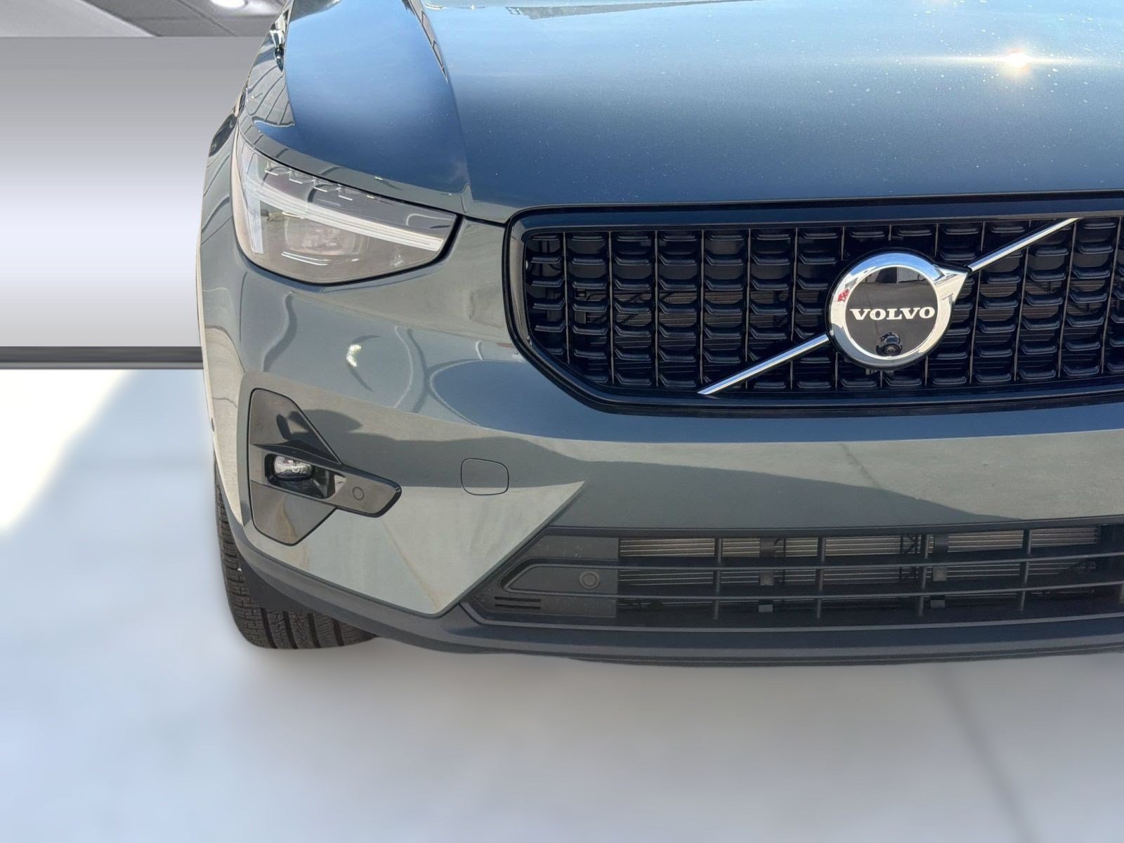 New 2026 Volvo XC40 B5 Plus w/ Climate Package AWD/4WD image 29