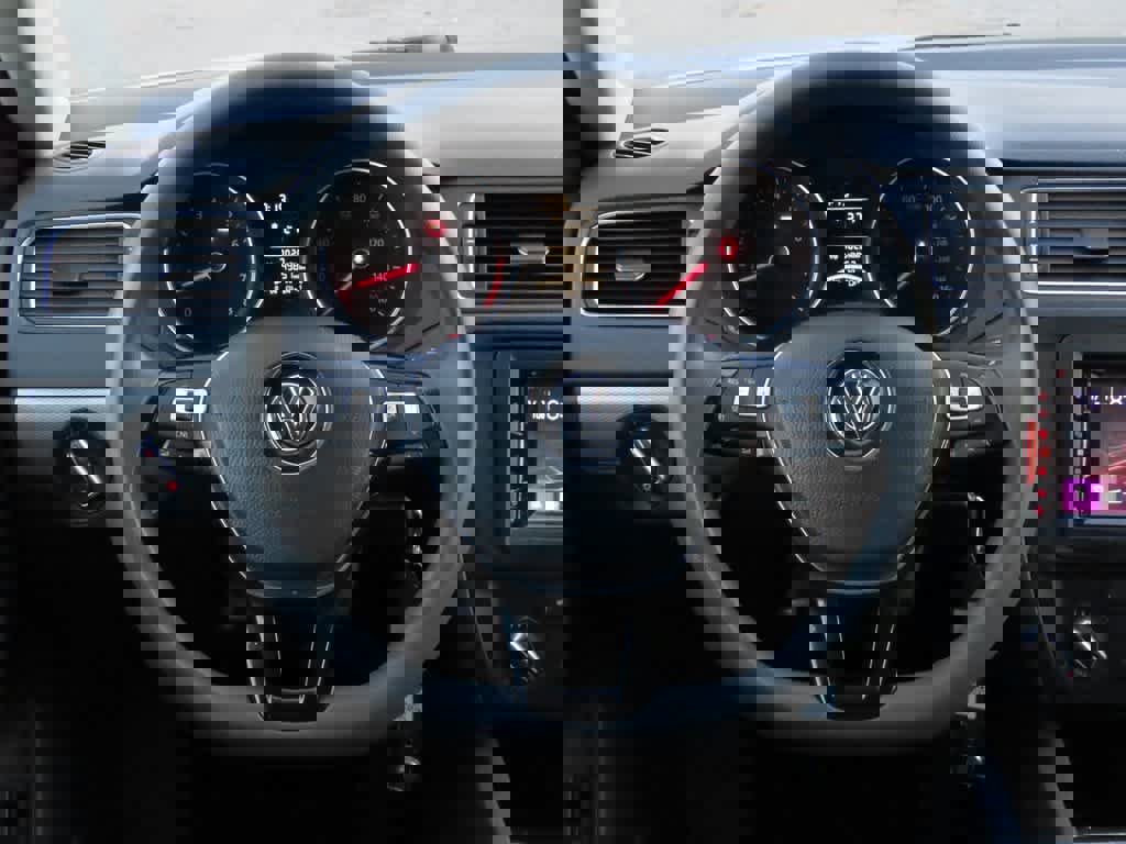 Used 2018 Volkswagen Jetta S w/ Cold Weather Package image 17