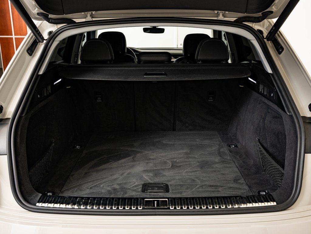 Used 2021 Audi e-tron Premium w/ Convenience Plus Package AWD/4WD image 21