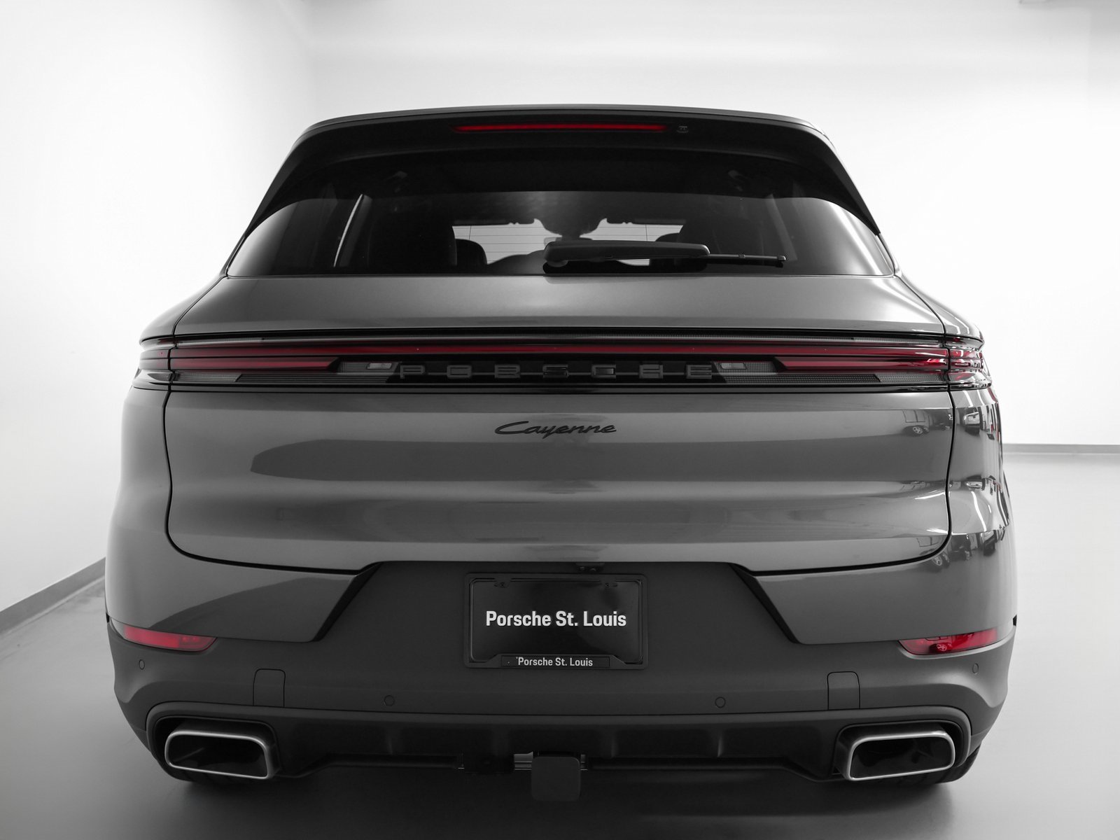 Certified 2025 Porsche Cayenne image 11