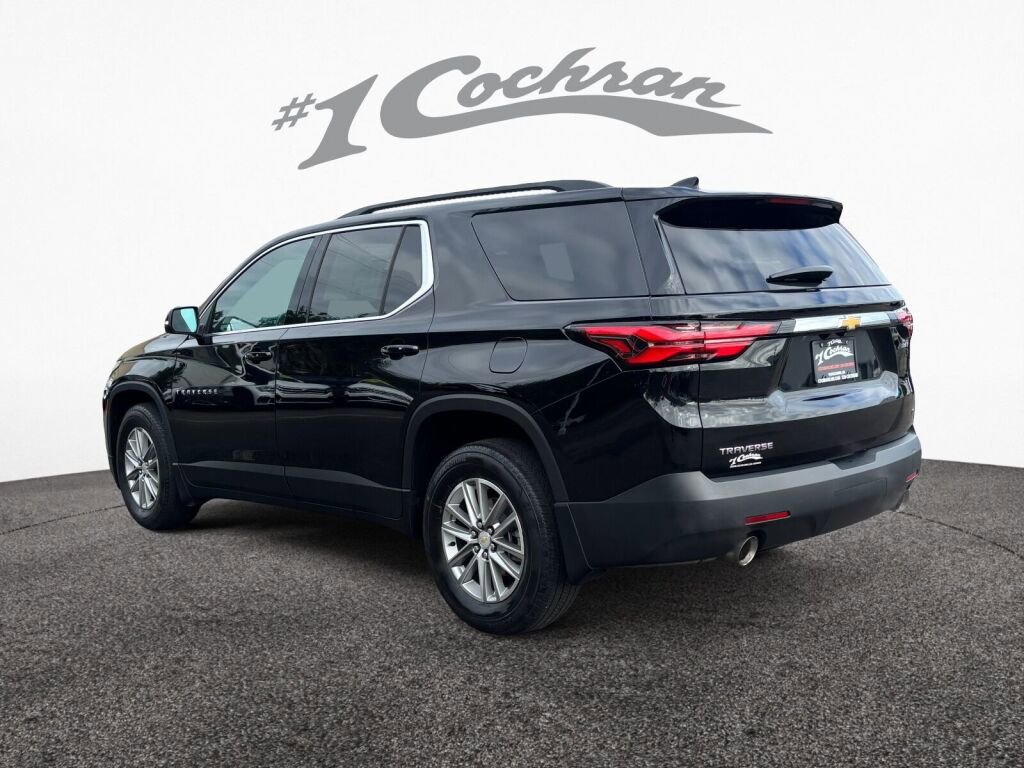 Used 2023 Chevrolet Traverse LT image 5
