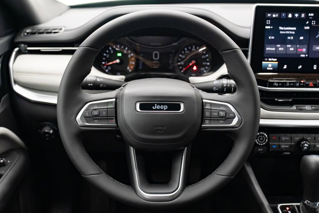 New 2026 Jeep Compass Limited image 13