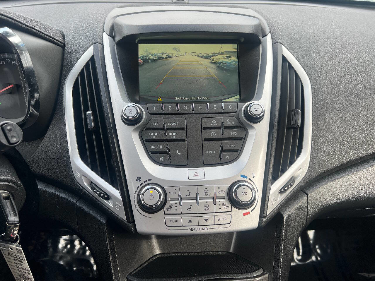 Used 2016 GMC Terrain SLT image 34