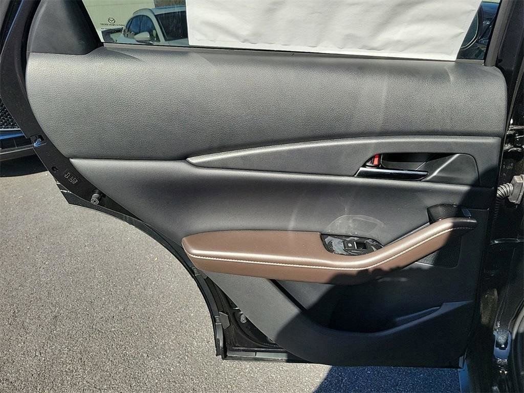 Certified 2025 MAZDA CX-30 2.5 Turbo w/ Premium Package image 15