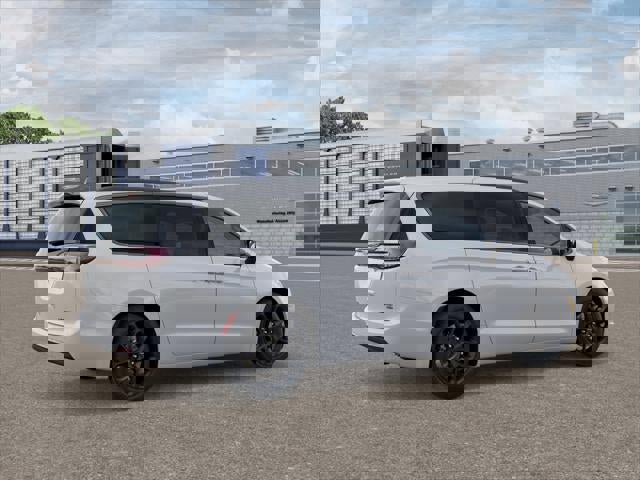 New 2026 Chrysler Pacifica Limited image 19