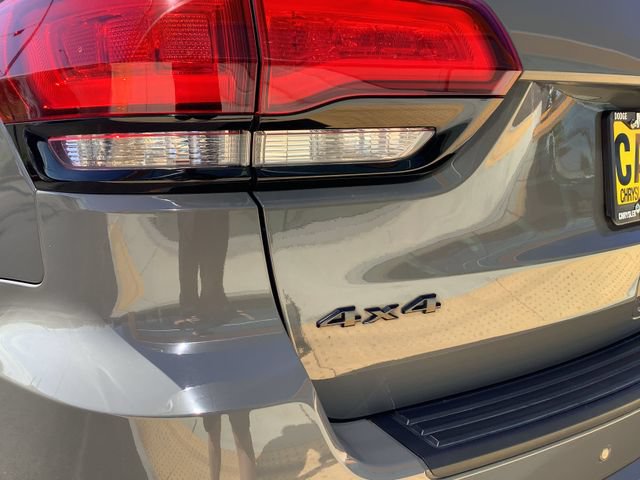 Used 2019 Jeep Grand Cherokee Altitude AWD/4WD image 43