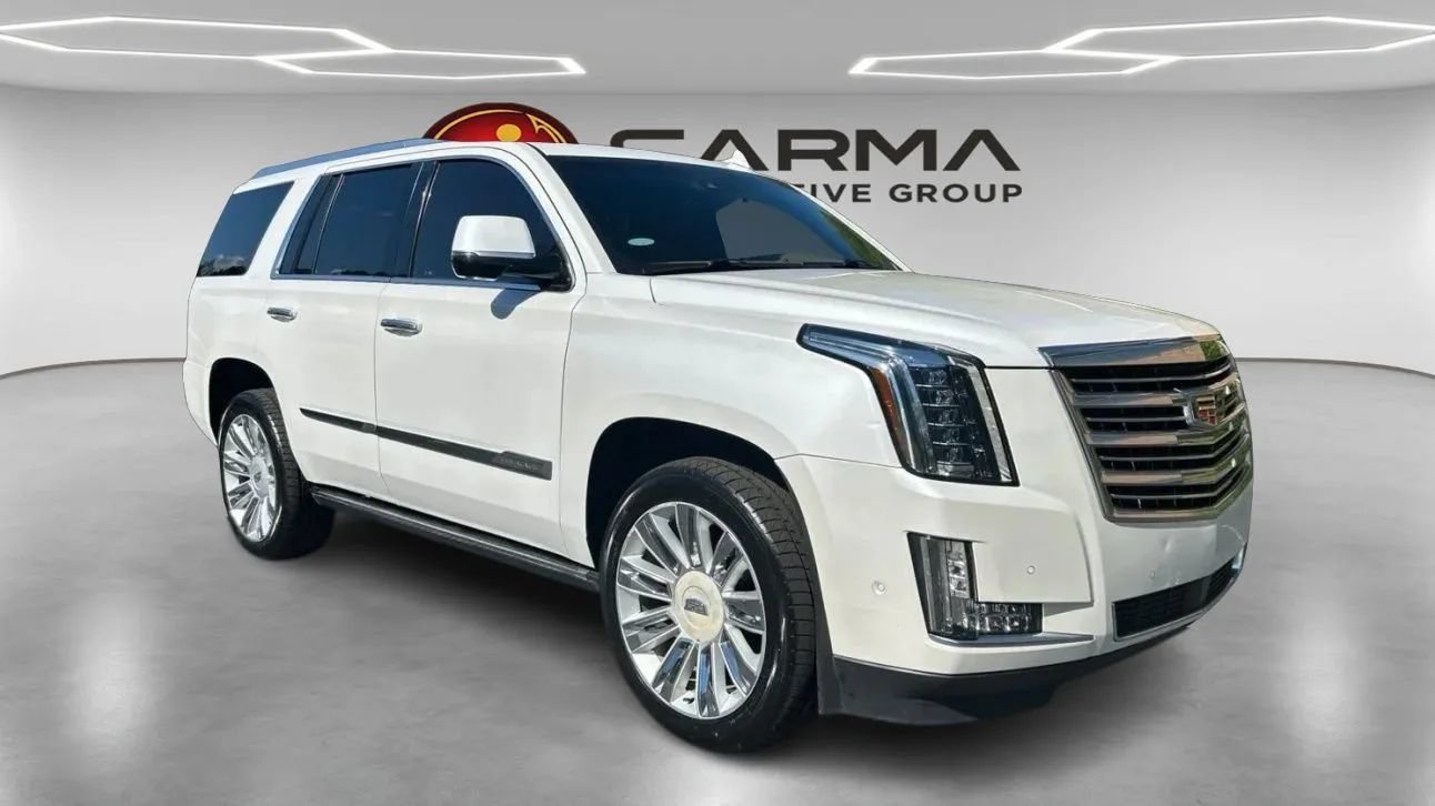 Used 2017 Cadillac Escalade Platinum RWD image 7