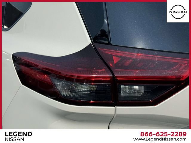 Certified 2023 Nissan Rogue SV w/ SV Premium B Package AWD/4WD image 12