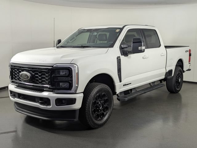 Used 2026 Ford F350 Lariat w/ Black Appearance Package AWD/4WD image 4