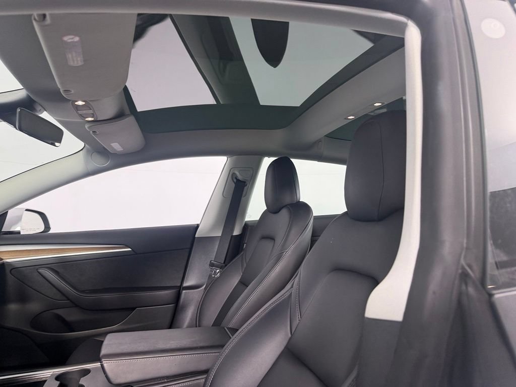 Used 2023 Tesla Model 3 Standard Range RWD image 30