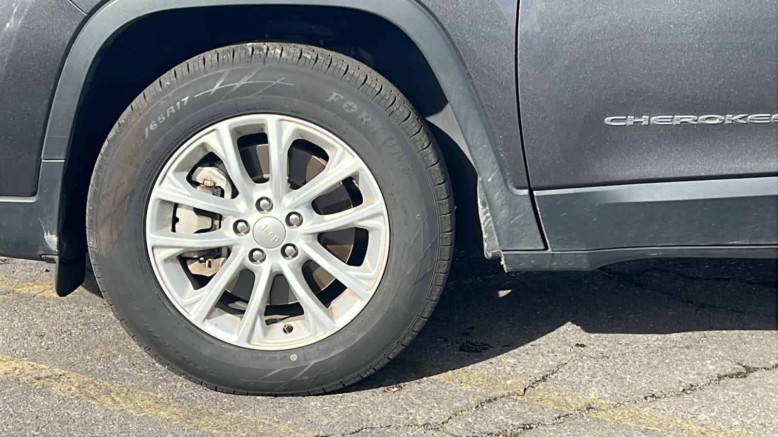Used 2022 Jeep Cherokee Latitude Lux image 9