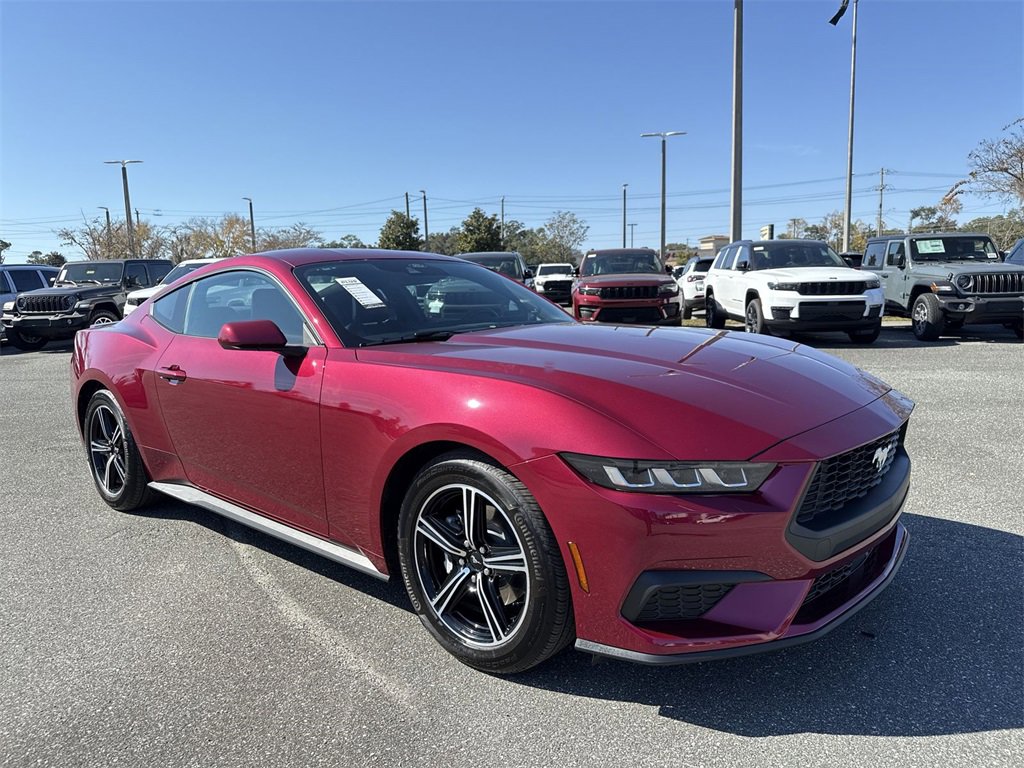 Used 2025 Ford Mustang Premium image 1