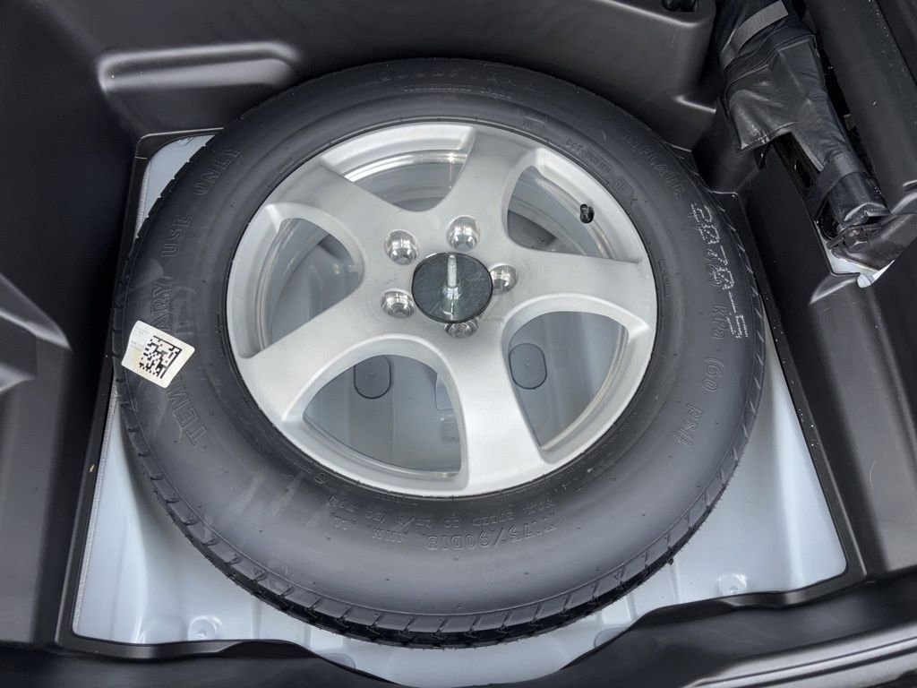 Used 2024 Jeep Grand Cherokee Laredo X w/ Luxury Tech Group I image 37