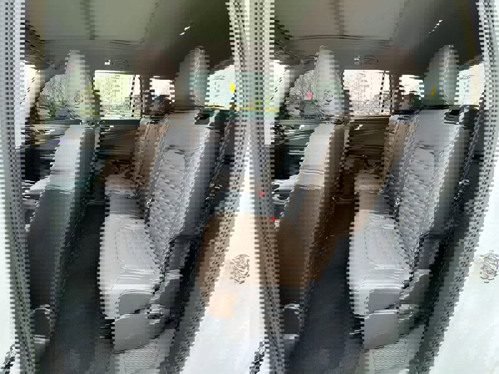 Used 2025 Volkswagen Atlas SEL image 12