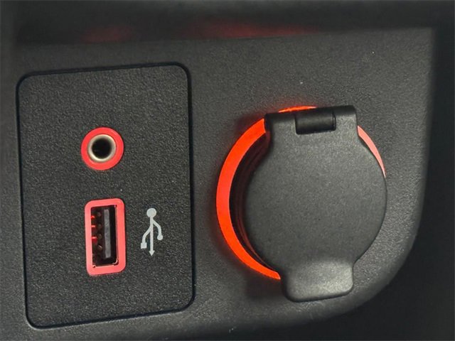 Used 2022 Nissan Kicks S image 19