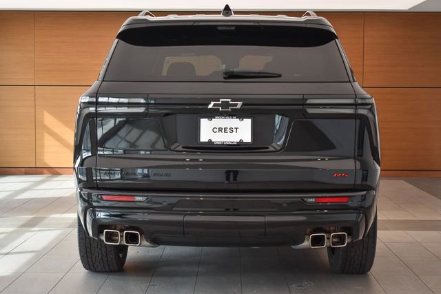 Used 2024 Chevrolet Traverse RS w/ LPO, Floor Liner Package AWD/4WD image 7