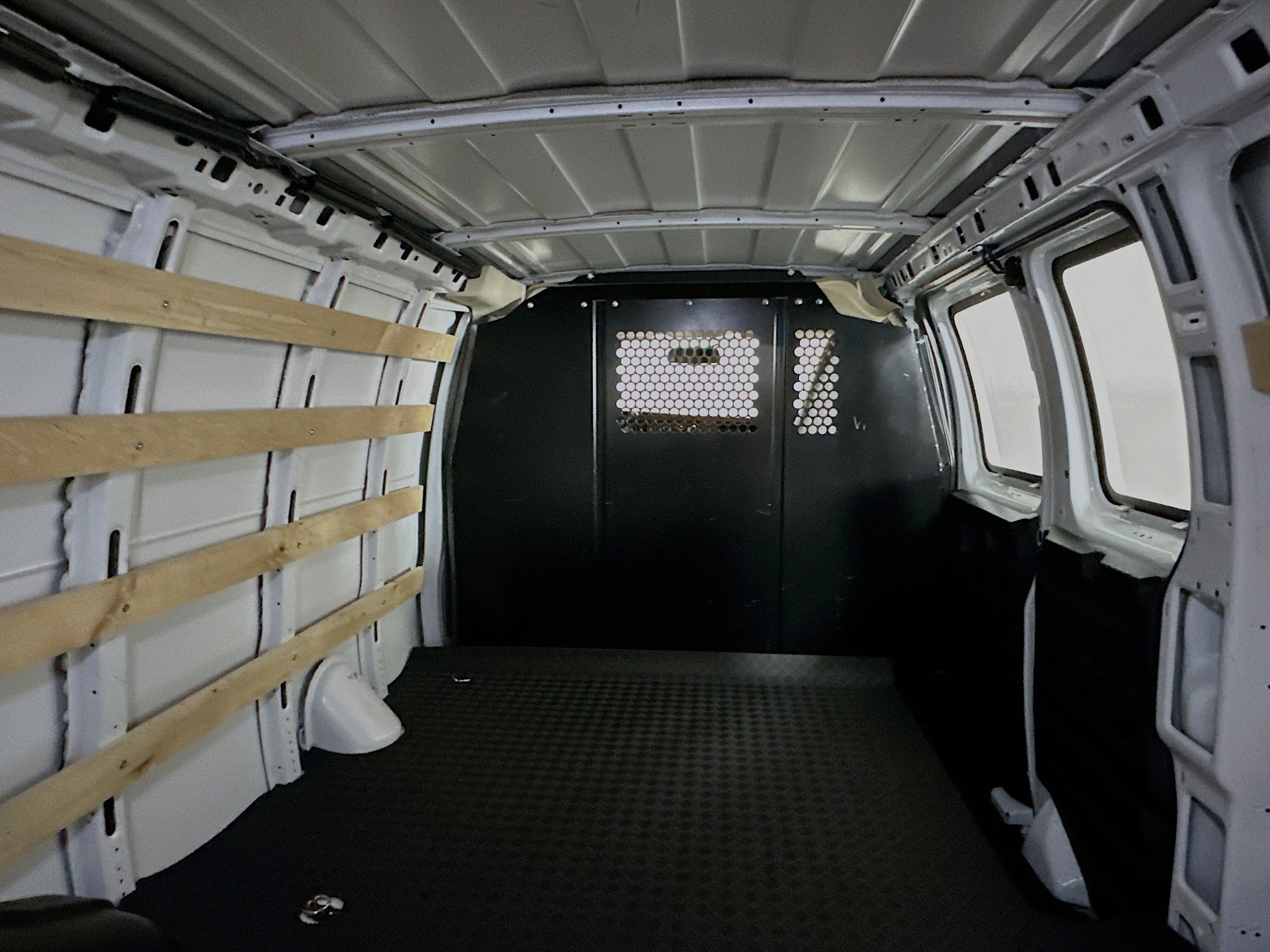 Used 2024 GMC Savana 2500 Work Van w/ Driver Convenience Package image 29