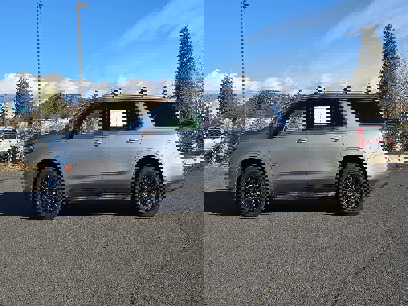 Used 2023 Chevrolet Tahoe Premier image 5