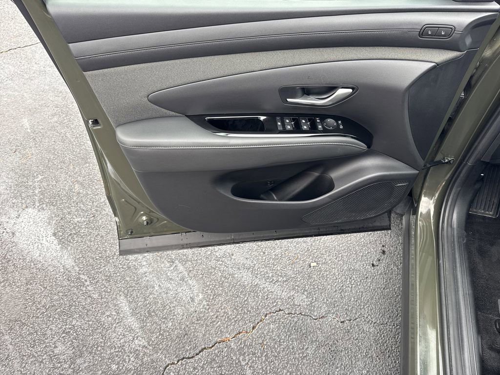 Used 2025 Hyundai Santa Cruz Limited image 10