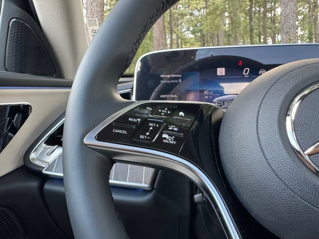 New 2026 Mercedes-Benz E 350 4MATIC Sedan image 23