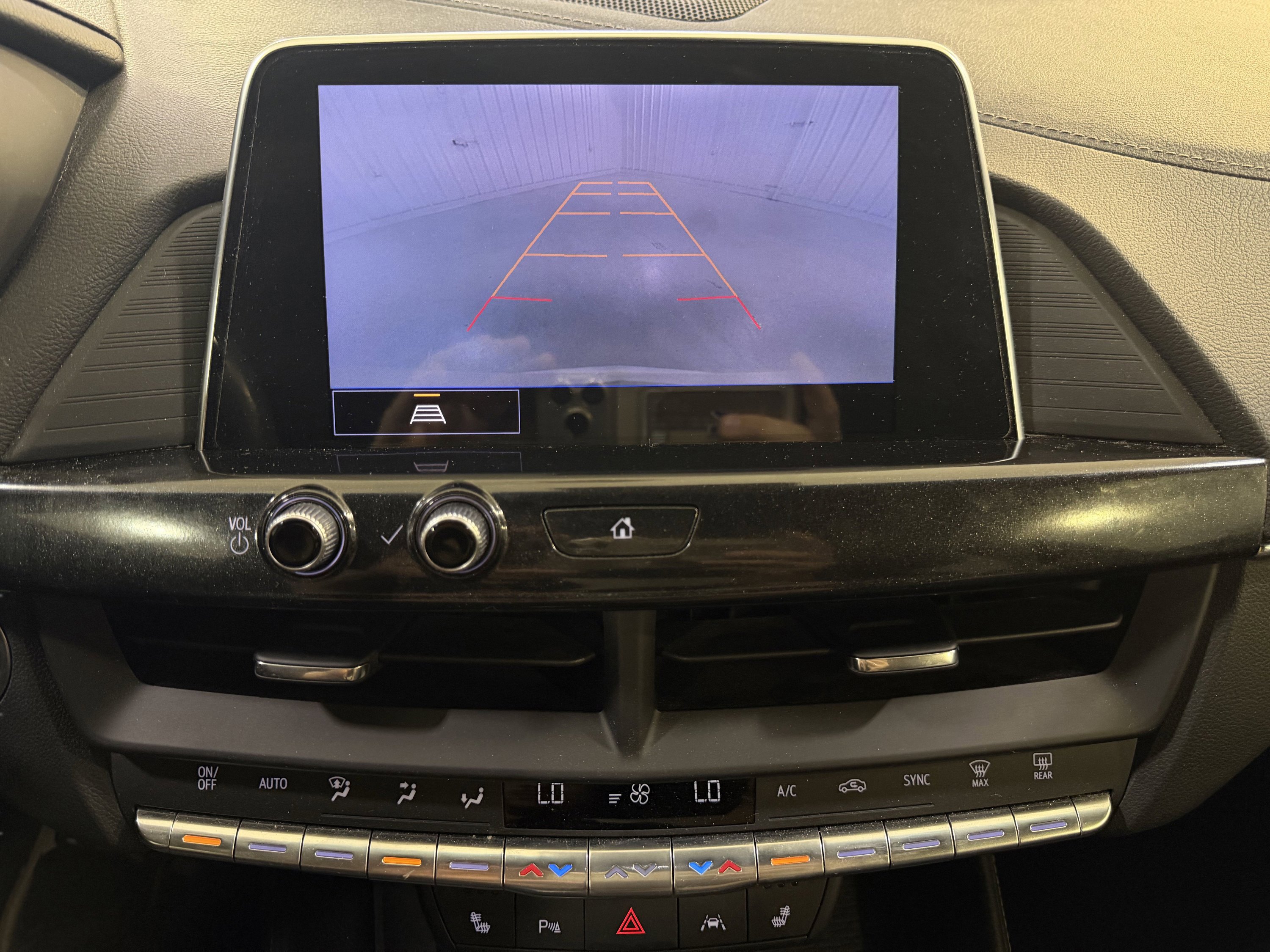 Used 2024 Cadillac CT4 Luxury w/ Cold Weather Package RWD image 18