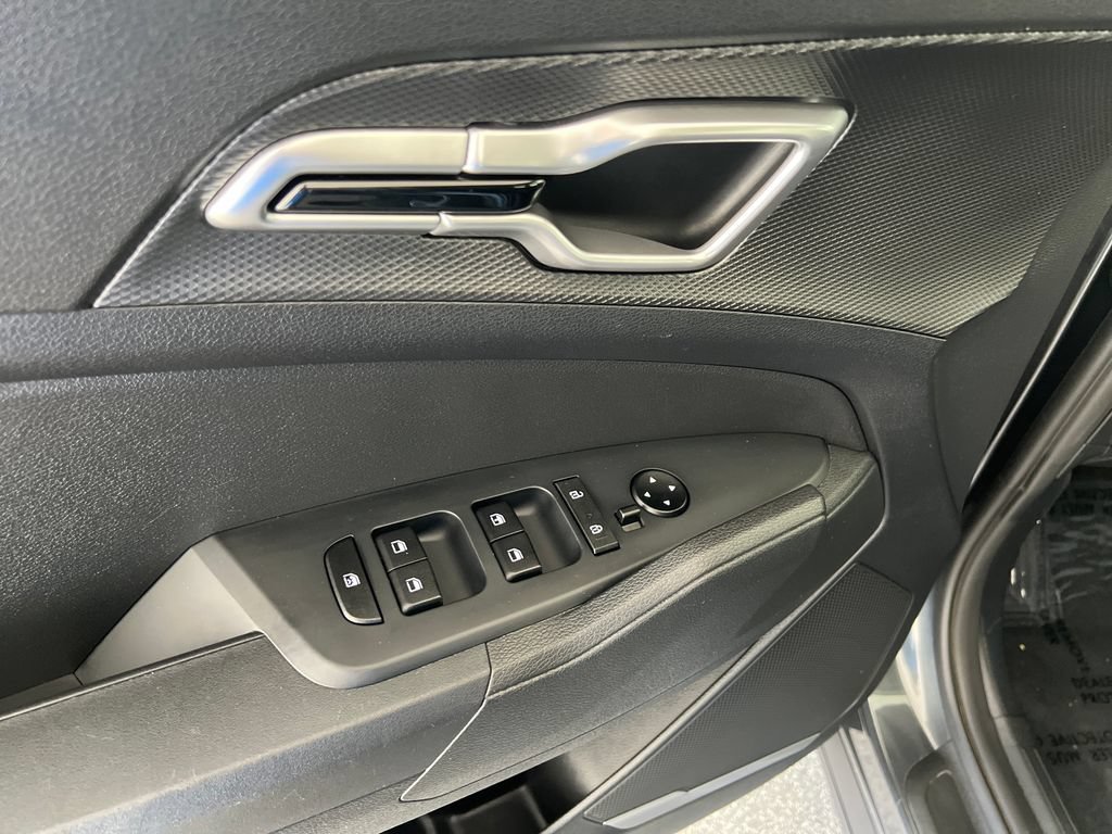 Used 2023 Kia Sportage LX FWD image 13