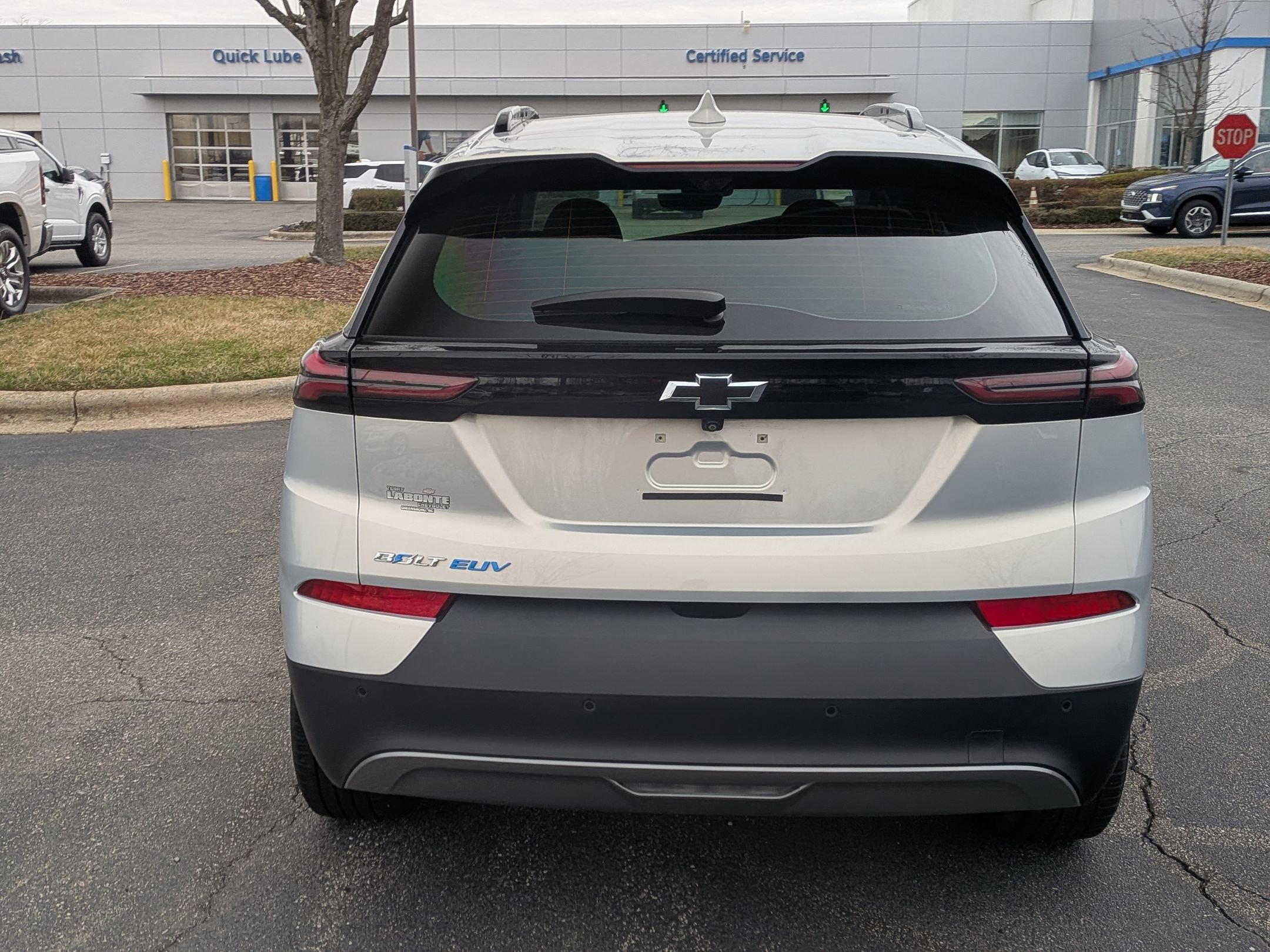Used 2022 Chevrolet Bolt EUV Premier image 8