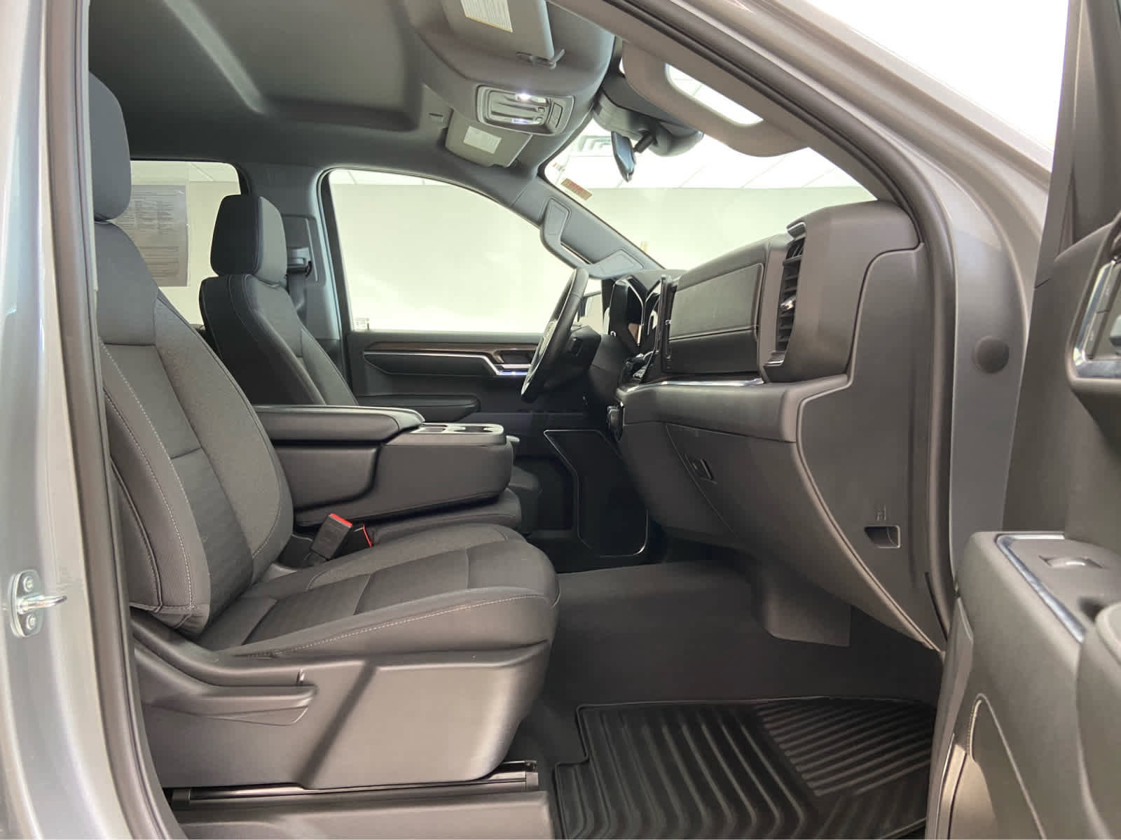 Used 2023 Chevrolet Silverado 1500 LT image 17