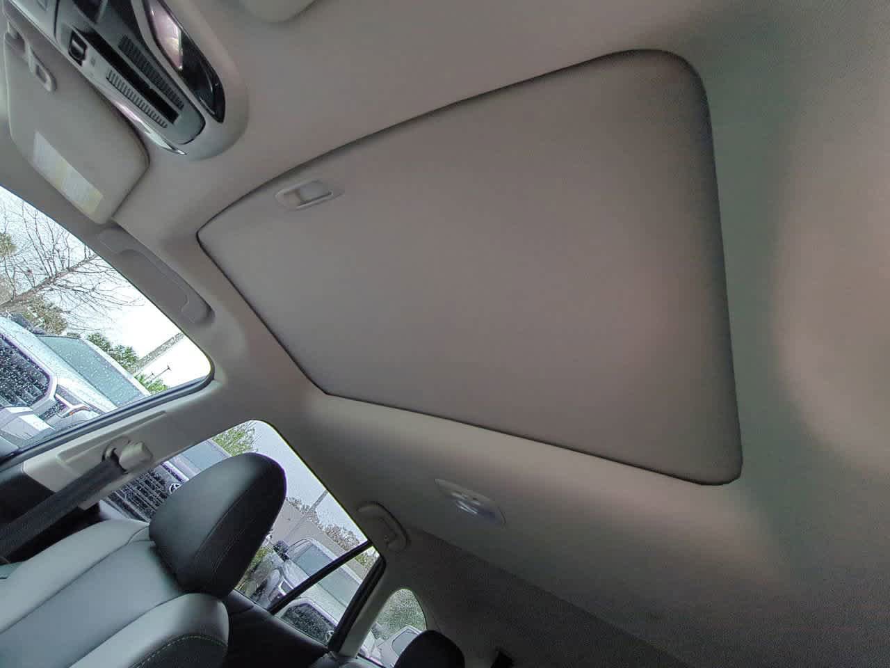 Used 2025 Subaru Outback Onyx Edition AWD/4WD image 19