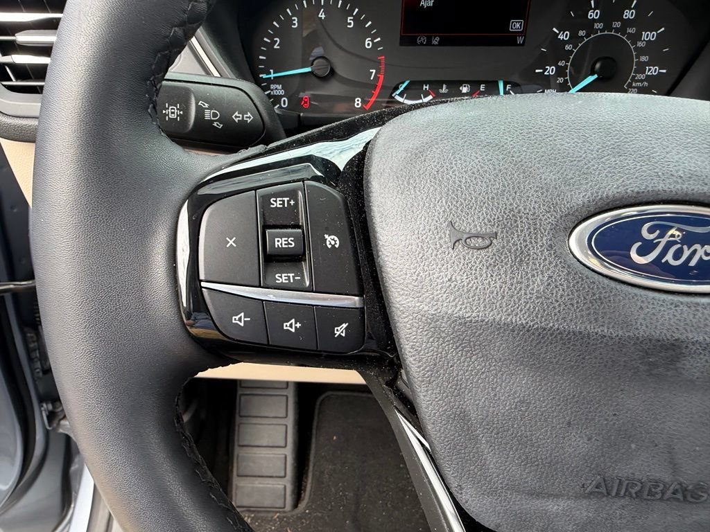 Used 2022 Ford Escape SEL FWD image 27