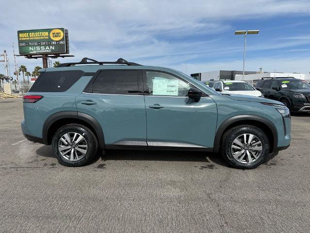 New 2026 Nissan Pathfinder SL image 7