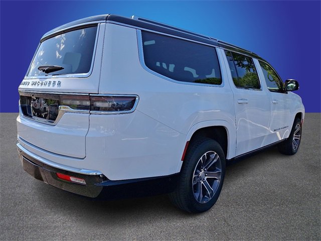 Used 2024 Jeep Grand Wagoneer L 4WD image 4