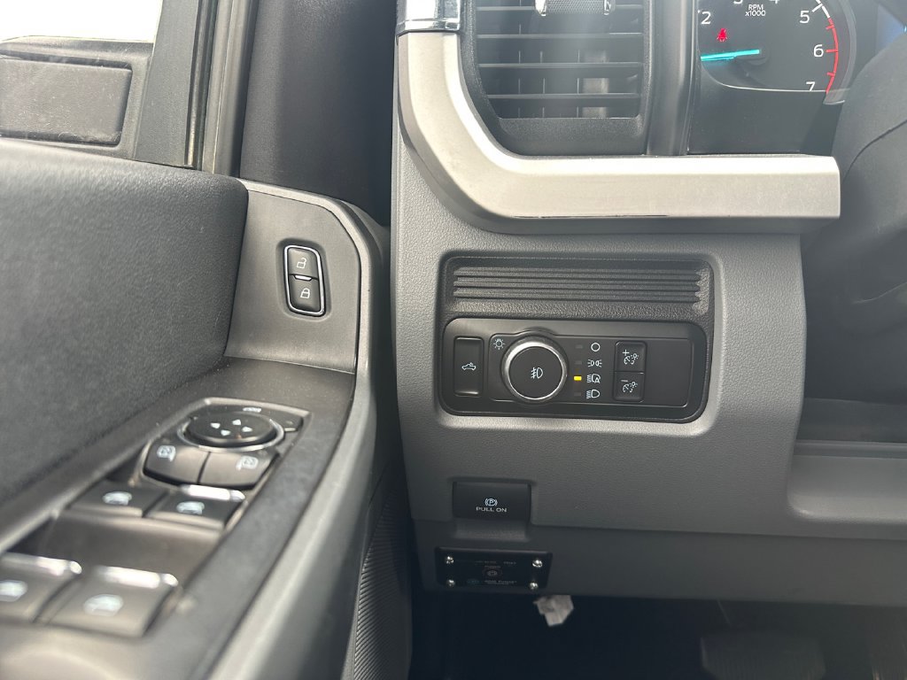 Used 2023 Ford F250 XLT w/ 360-Degree Camera Package AWD/4WD image 24