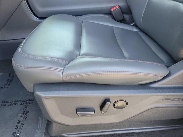 Certified 2025 Ford Expedition Active AWD/4WD image 22