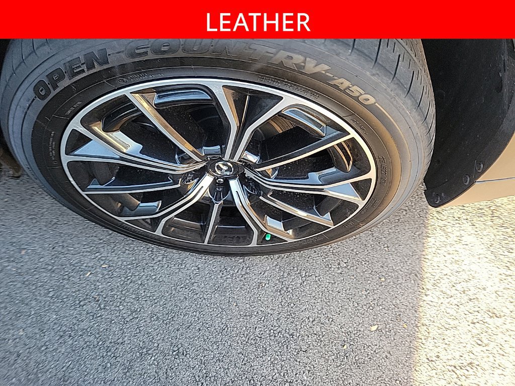 Used 2025 MAZDA CX-70 Plug-In Hybrid w/ Premium Pkg AWD/4WD image 5