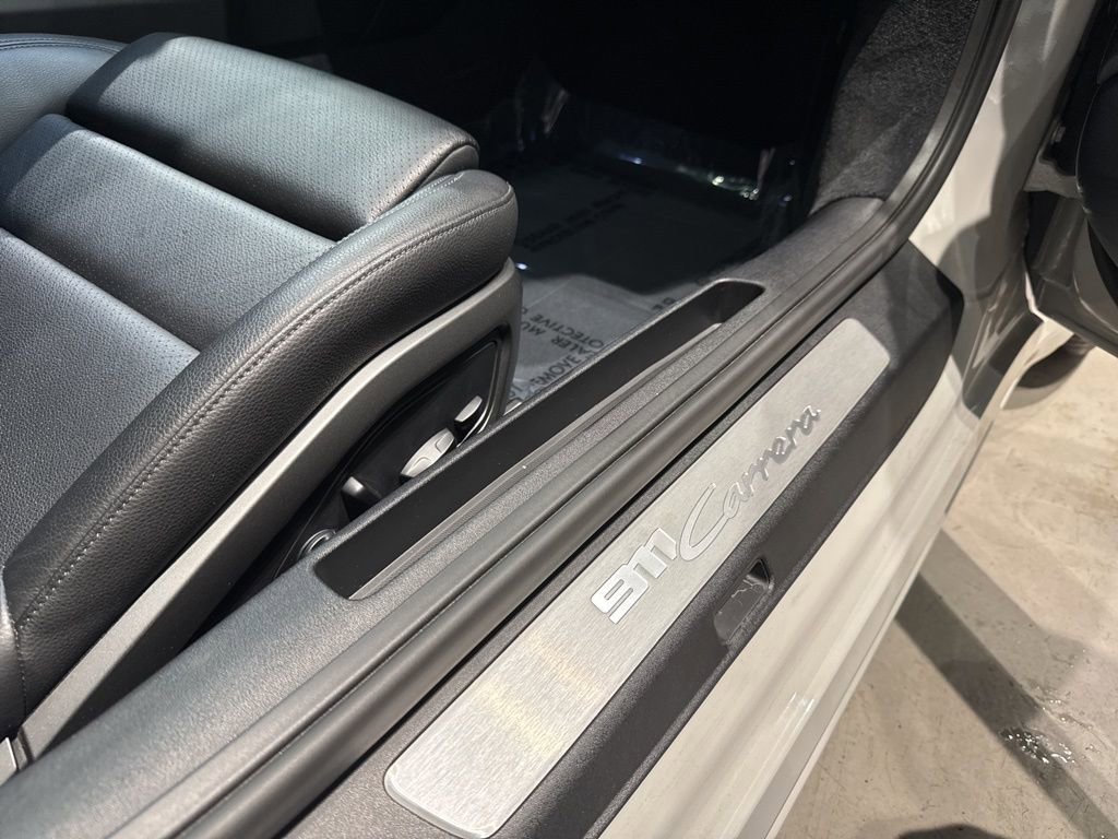 Used 2021 Porsche 911 Carrera image 31