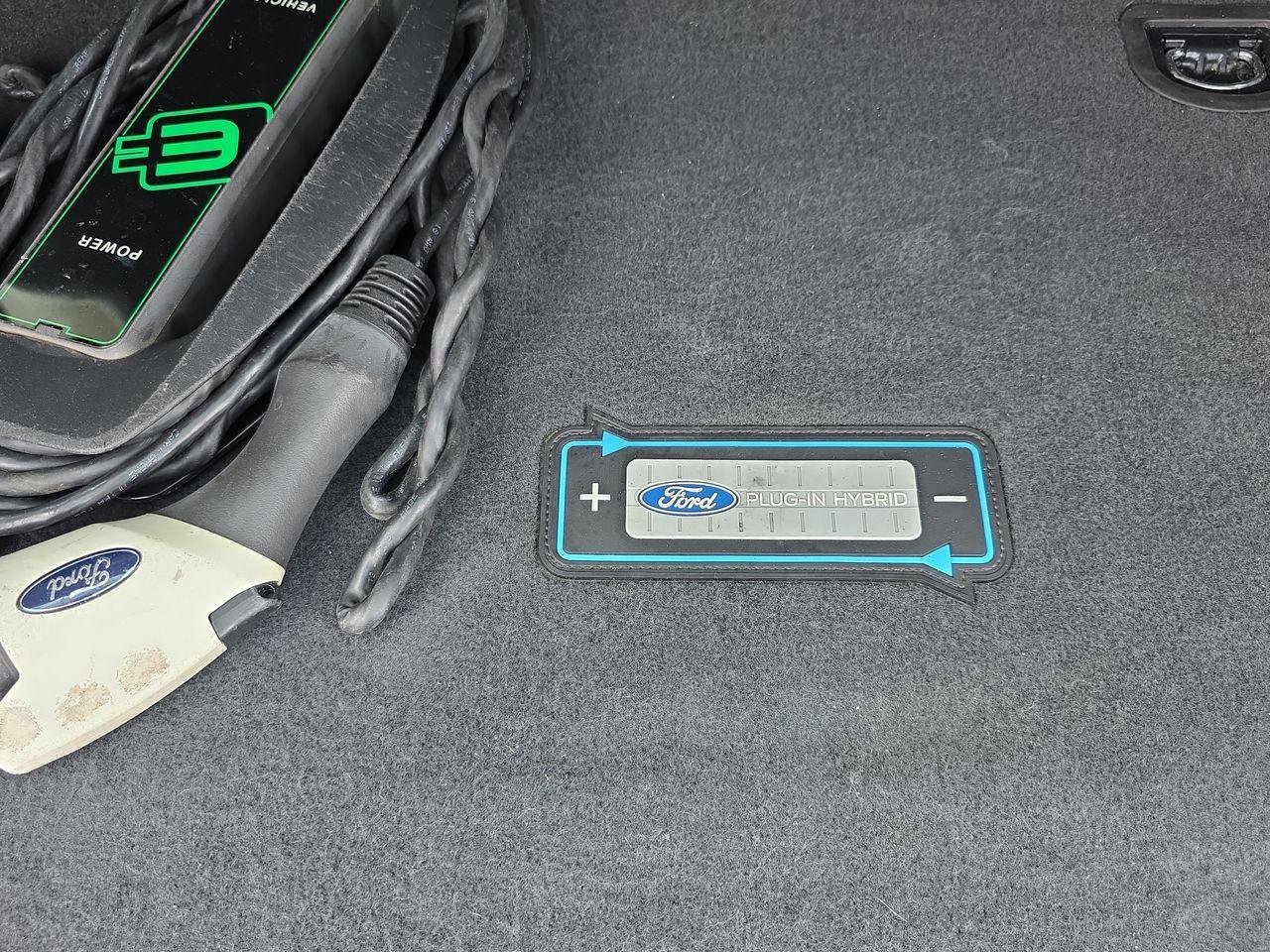 Used 2017 Ford C-MAX Energi SE w/ Equipment Group 401A image 28