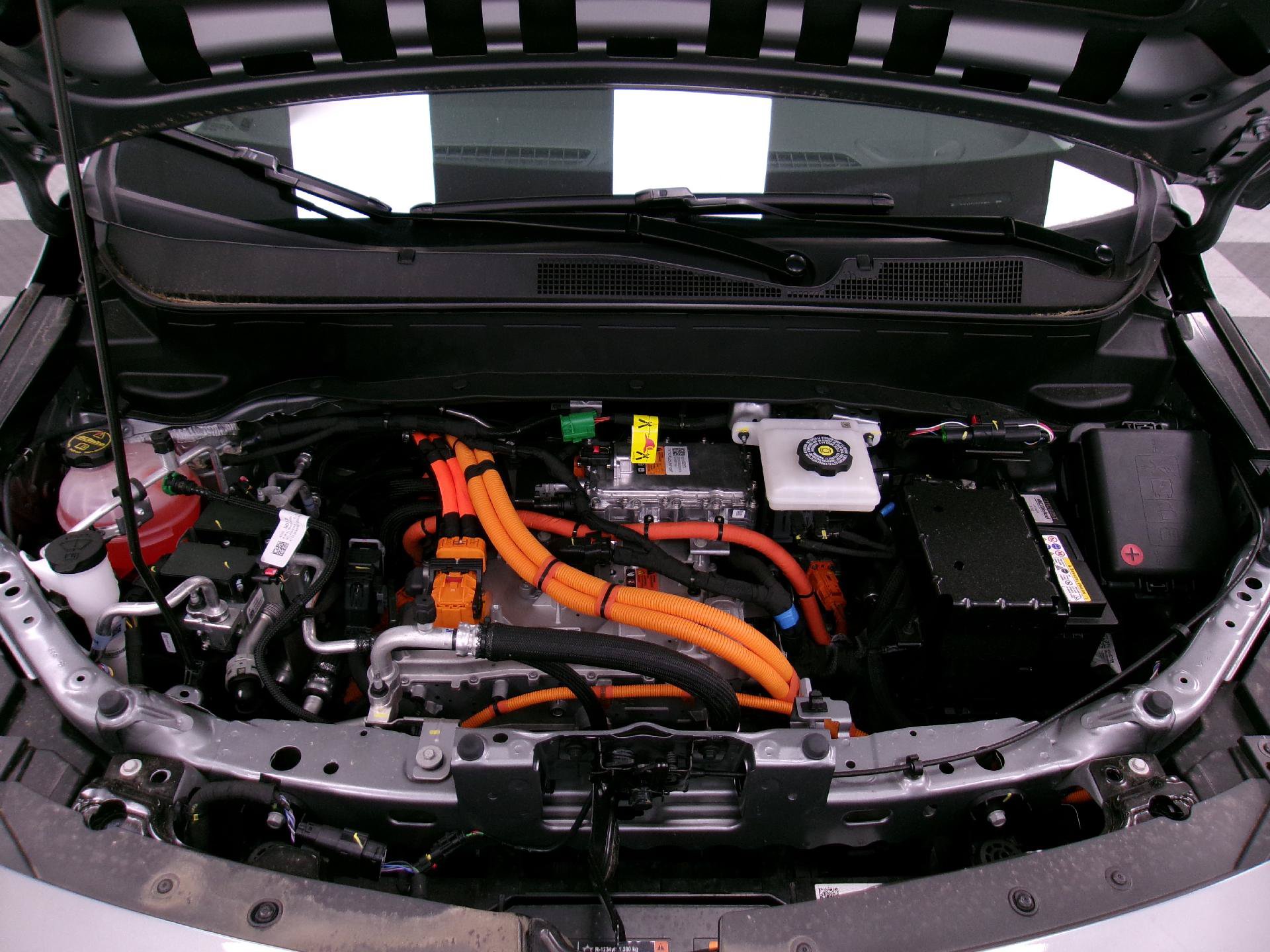 New 2027 Chevrolet Bolt LT w/ Comfort Package FWD image 18