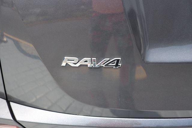 Used 2016 Toyota RAV4 SE w/ Advanced Technology Package AWD/4WD image 47