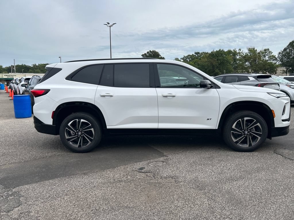 New 2026 Buick Enclave Sport Touring w/ Power Package FWD image 8