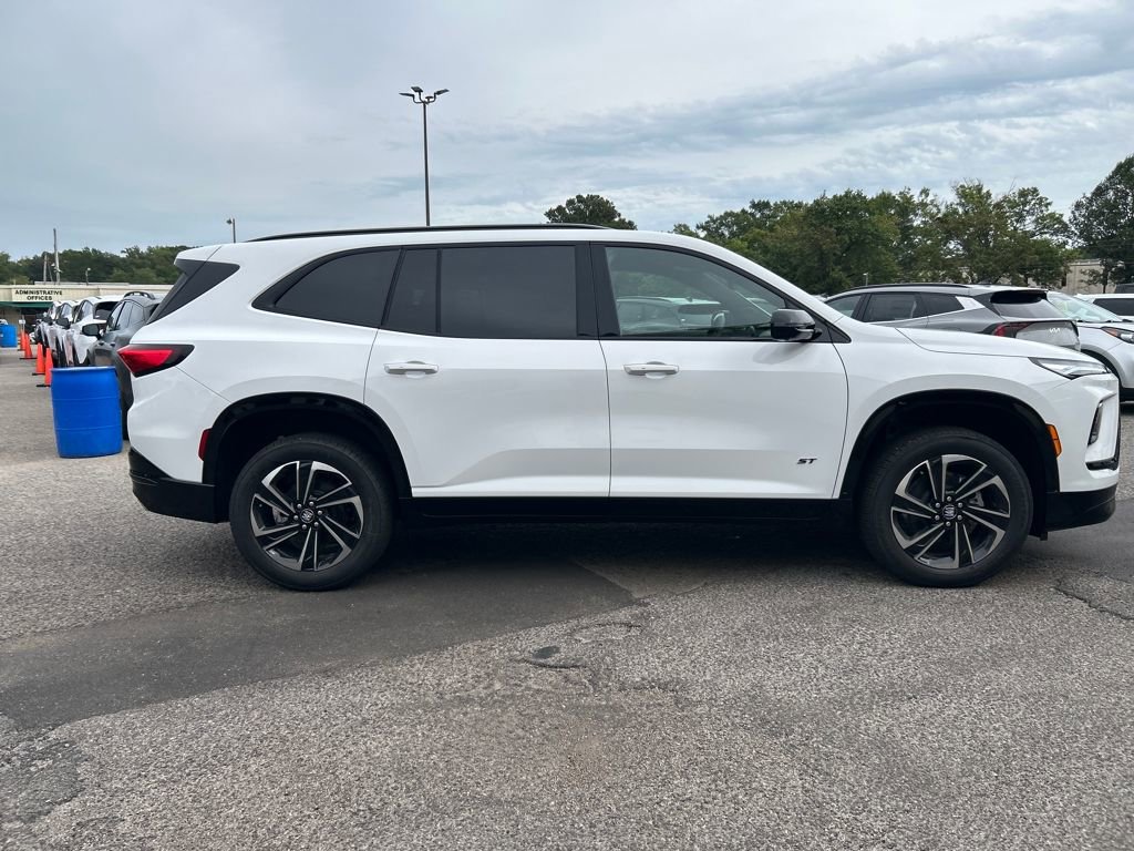 New 2026 Buick Enclave Sport Touring w/ Power Package FWD image 8