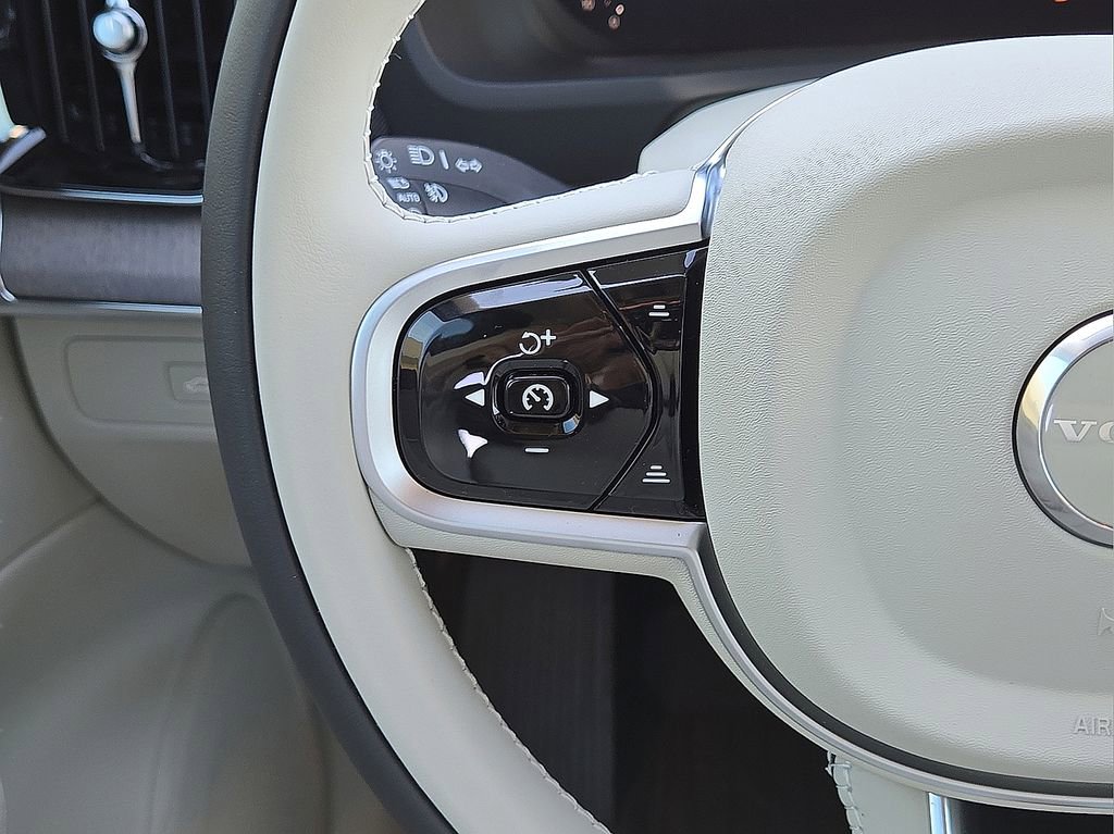 New 2026 Volvo XC90 B6 Ultra w/ Protection Package Premier AWD/4WD image 19