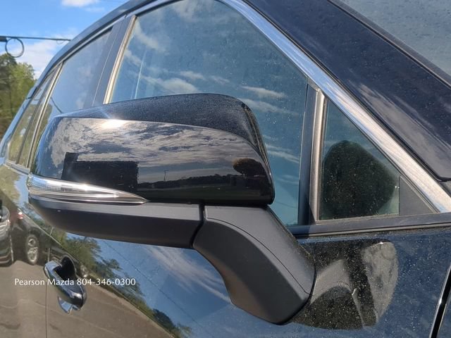 Used 2025 Toyota RAV4 XLE AWD/4WD image 12