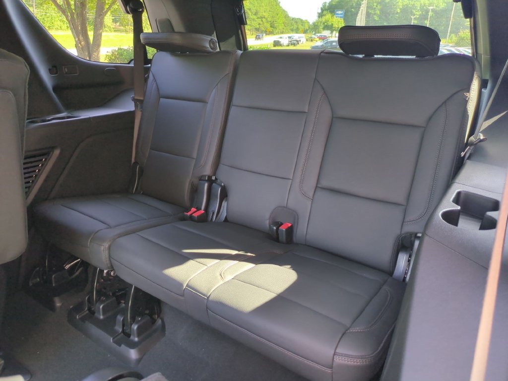 New 2026 Chevrolet Tahoe High Country AWD/4WD image 32