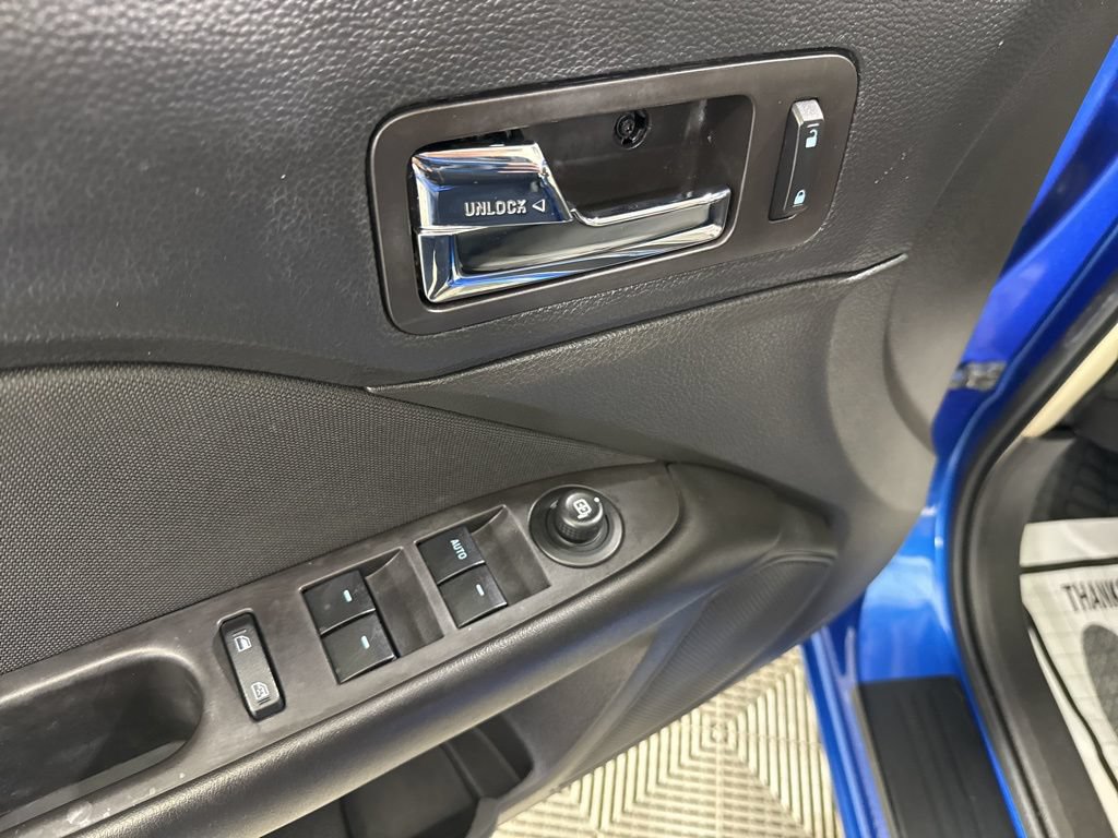 Used 2012 Ford Fusion SE FWD image 15