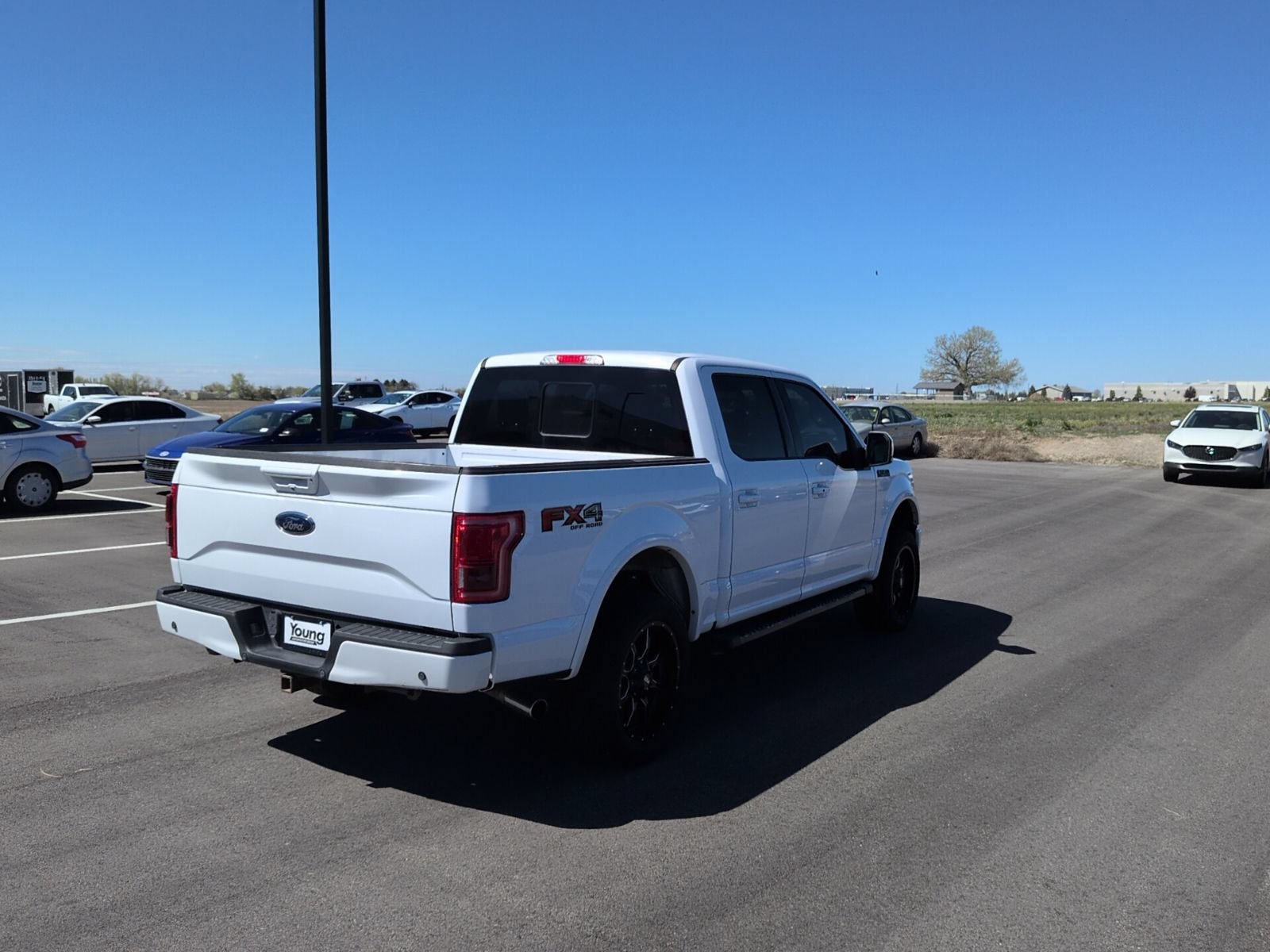Used 2016 Ford F150 Lariat w/ Equipment Group 502A Luxury AWD/4WD image 7
