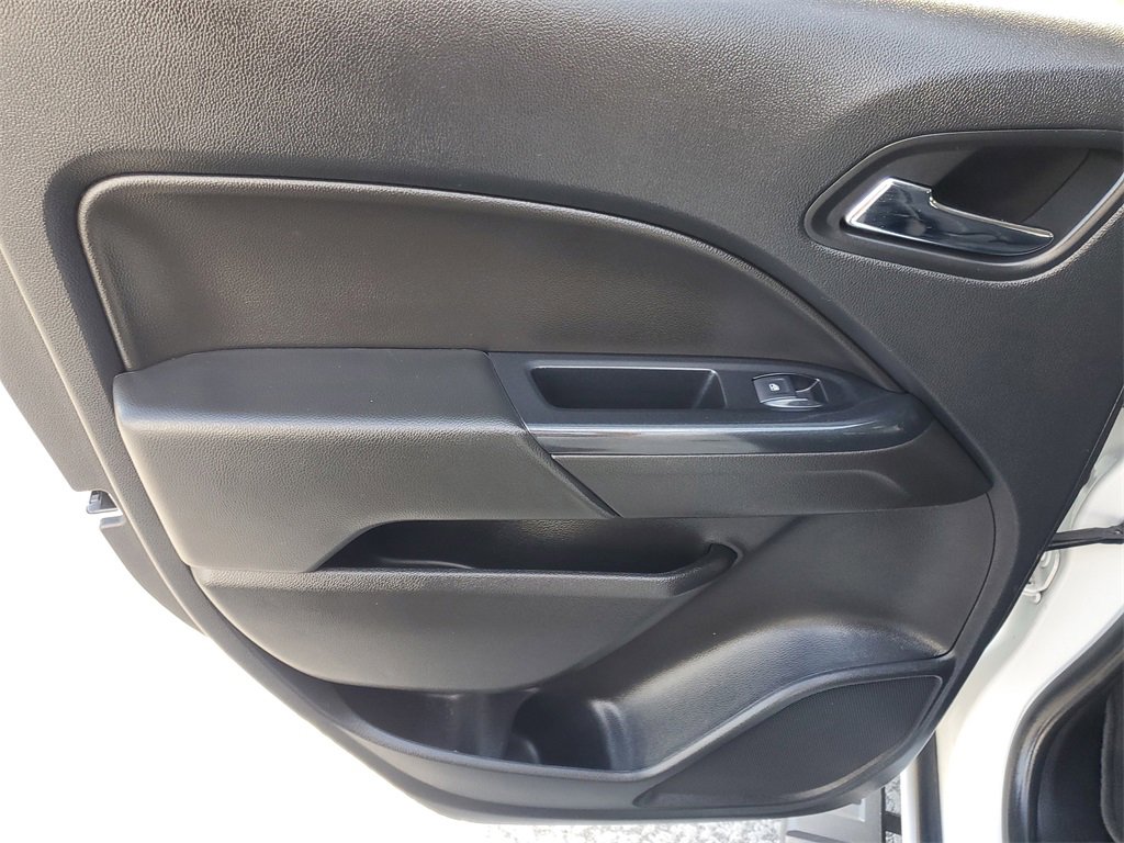Used 2020 Chevrolet Colorado LT w/ LT Convenience Package image 12