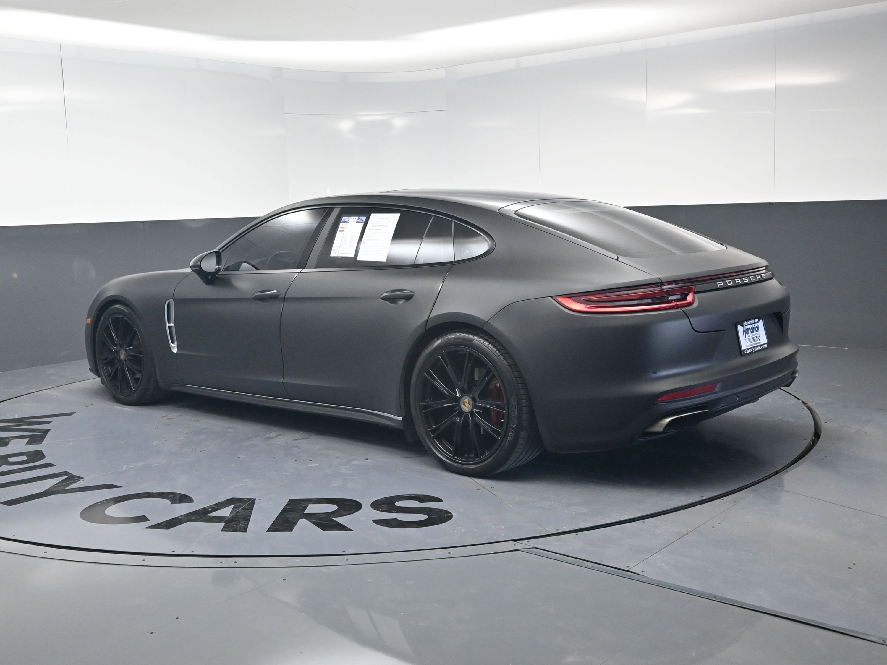 Used 2018 Porsche Panamera 4 Executive image 7