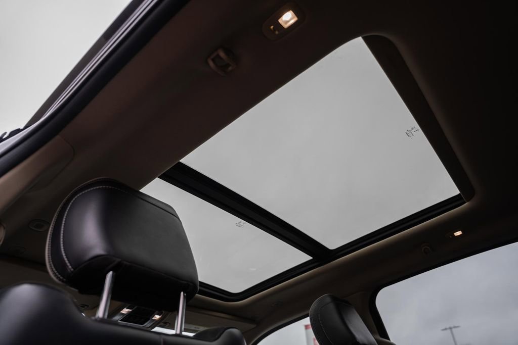 Used 2019 RAM 1500 Laramie image 46